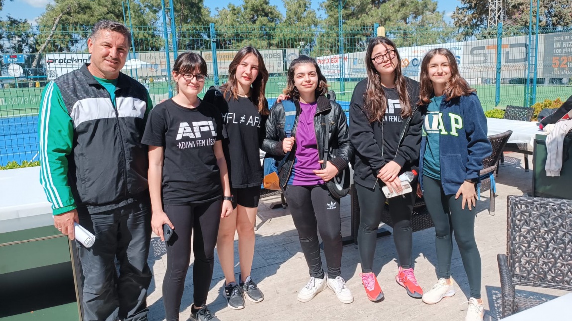Kız Tenis Takımımız Okul Sporları Tenis İl Birinciliği Yarışmasında Finale Yükselmiştir